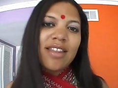 Chubby indian woman Trishna in india dress fucking