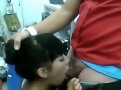 Foul-smelling dark hair gets her mouth rim down awning cum