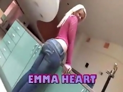 Phat Booty Flaxen-haired Emma Heart Gets Fucked Permanent Round Their similarly Obese Curvy Wazoo